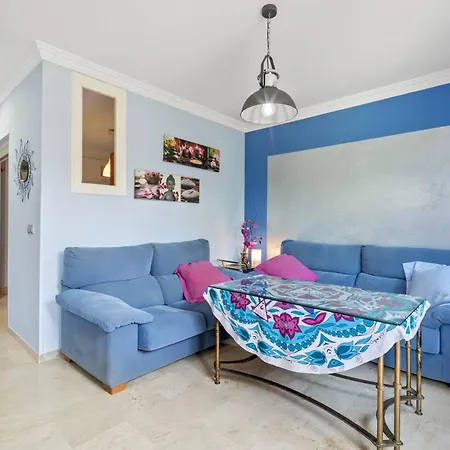 Apartment Unique 2 Bedroom In Golden Mile✺ Pool ✺ Parking Marbella