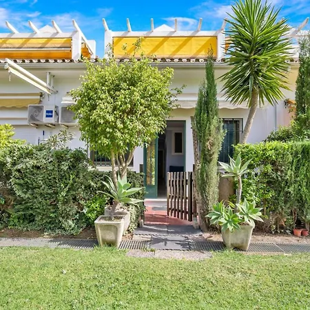 Unique 2 Bedroom In Golden Mile✺ Pool ✺ Parking 公寓