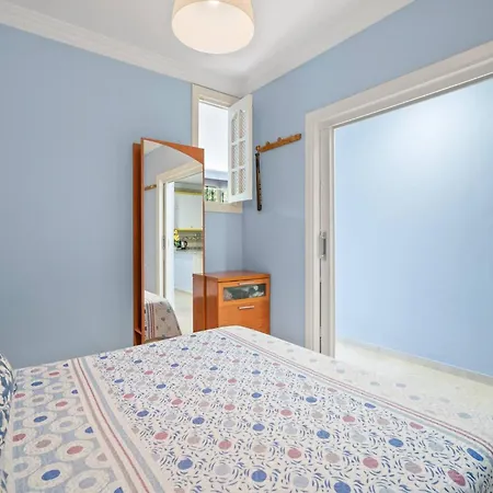 Daire Unique 2 Bedroom In Golden Mile✺ Pool ✺ Parking