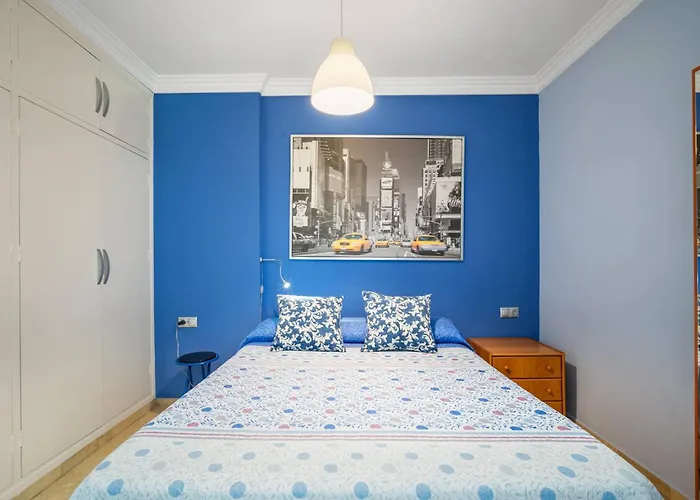 Unique 2 Bedroom In Golden Mile✺ Pool ✺ Parking *