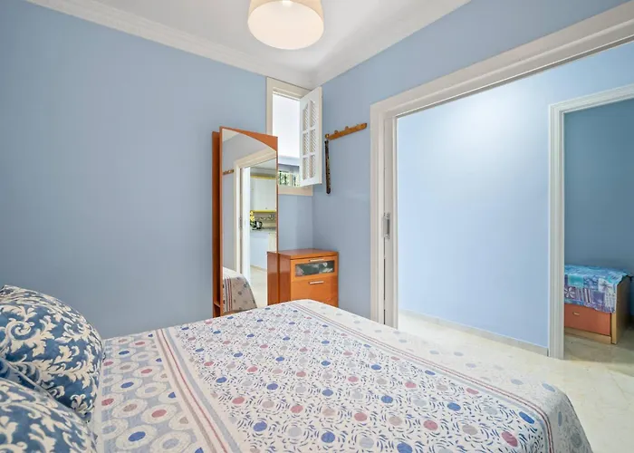 Daire Unique 2 Bedroom In Golden Mile✺ Pool ✺ Parking