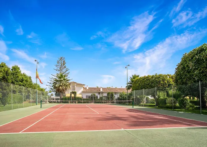 Unique 2 Bedroom In Golden Mile✺ Pool ✺ Parking 아파트 *