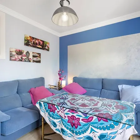 Apartment Unique 2 Bedroom In Golden Mile✺ Pool ✺ Parking *